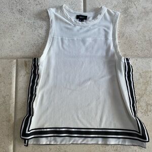 TWENTY Women’s Sleeveless Mesh Top White With Black Stripes Size Medium